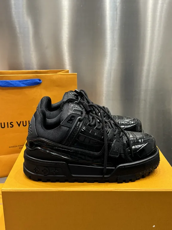 Louis Vuitton Shoe 